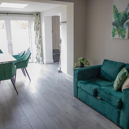 Wave Stays - Ground Floor Apartment - Outside Seating Area Cleveleys Εξωτερικό φωτογραφία