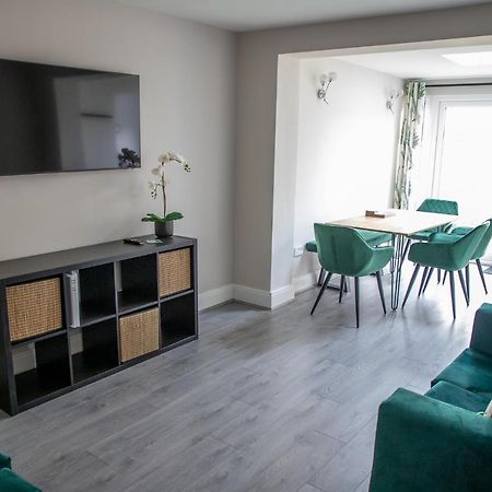 Wave Stays - Ground Floor Apartment - Outside Seating Area Cleveleys Εξωτερικό φωτογραφία