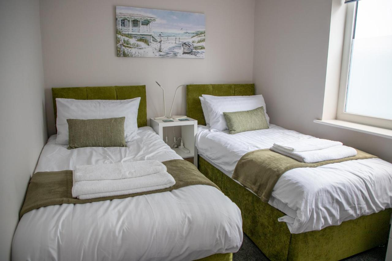 Wave Stays - Ground Floor Apartment - Outside Seating Area Cleveleys Εξωτερικό φωτογραφία